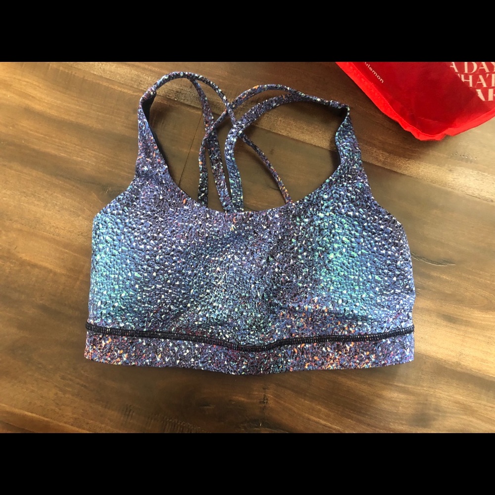 Lululemon Energy Strive Multi Bra New SiZe 6